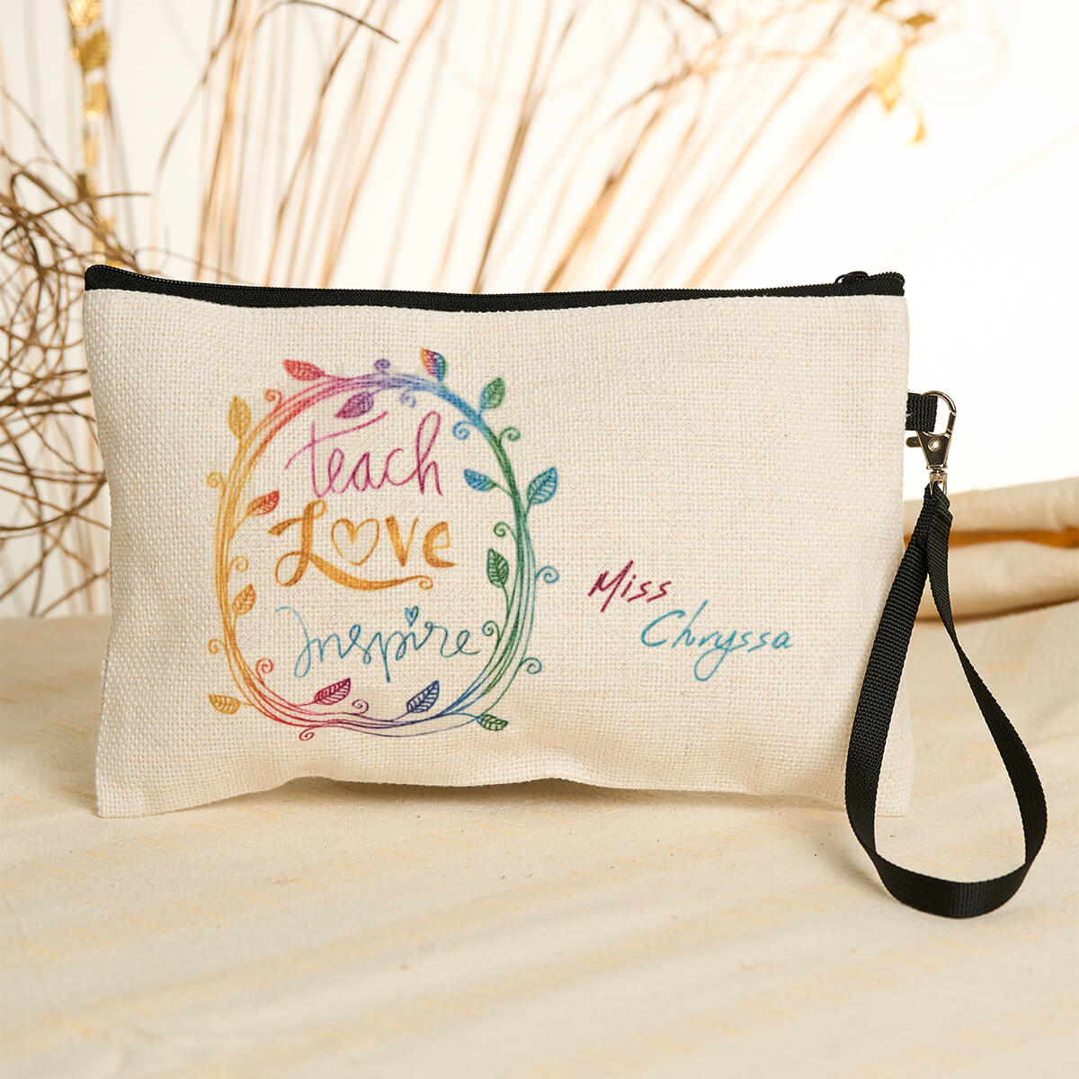  Κομψό λινό τσαντάκι  με όμορφη εκτύπωση