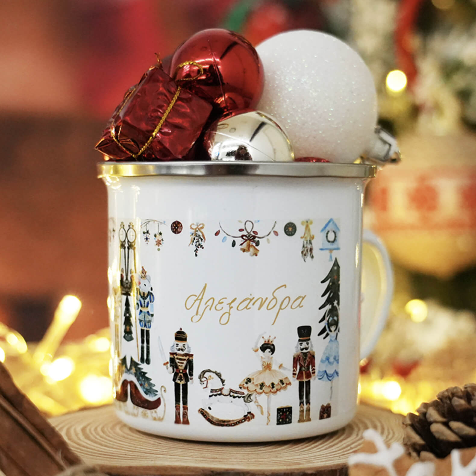 Χριστουγεννιάτικη κούπα εμαγιέ fully customized