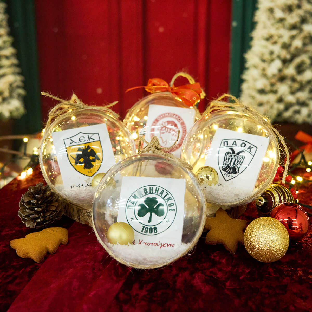 Christmas hanging ornament ball